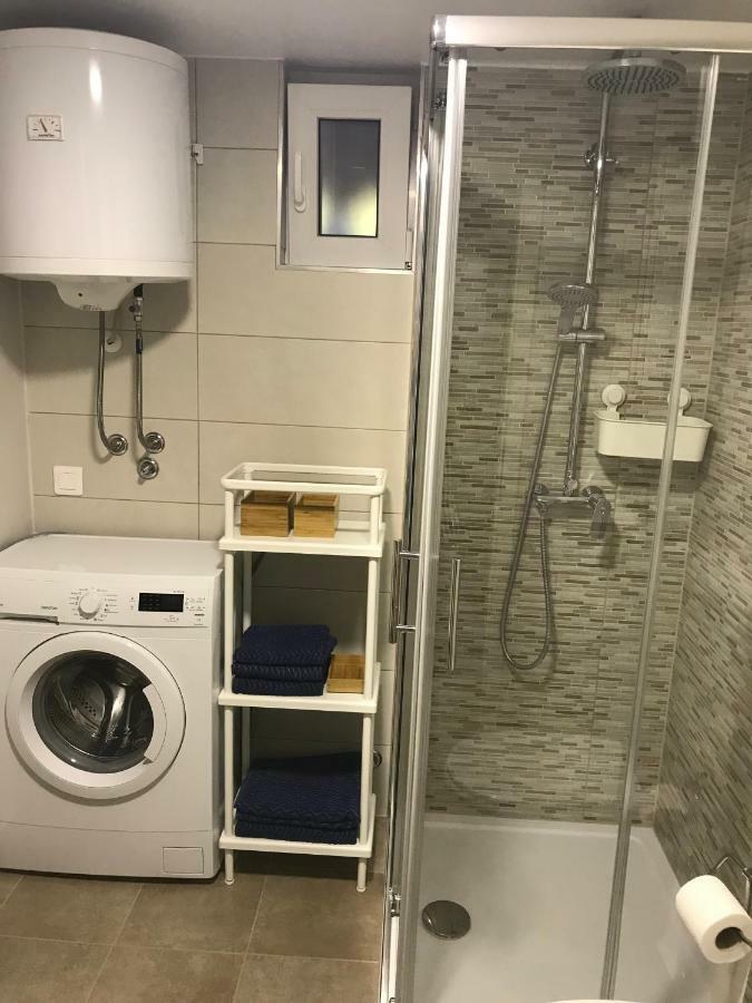 Studio Apartman Park Galerija Apartman Eszék Kültér fotó